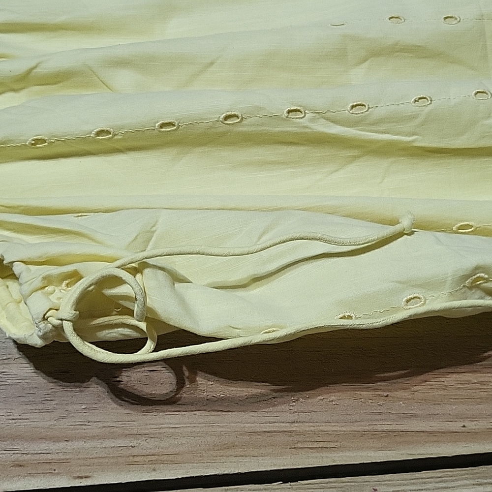 ๐ Zara Eyelet Dress - Picture 8 of 8